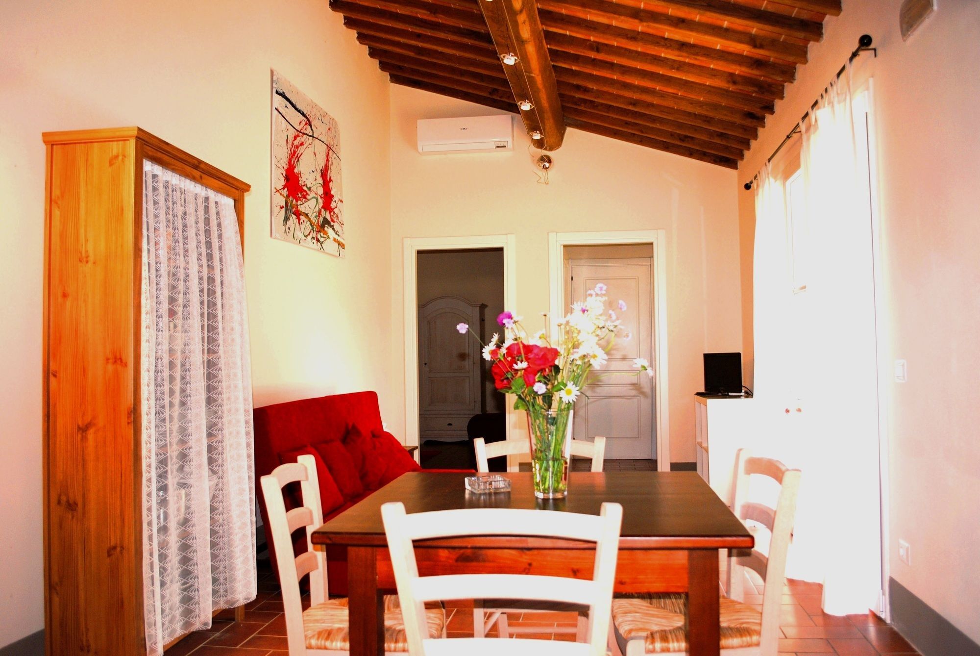 גאמבאסי Borgo Le Colline Luxury Agriturismo In Tuscany מראה חיצוני תמונה